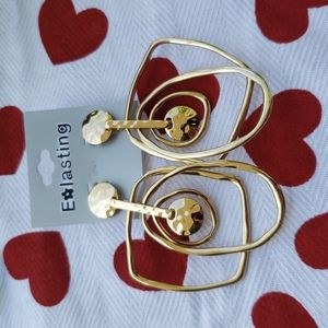 $1 Metal drop earrings *S7